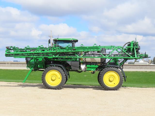 Image of John Deere 408R equipment image 2