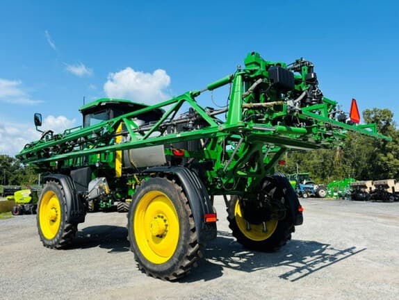 Image of John Deere 408R equipment image 4