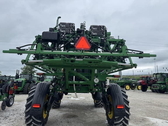 Image of John Deere 410R equipment image 4