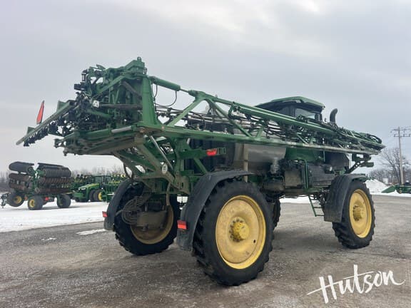 Image of John Deere 410R equipment image 1