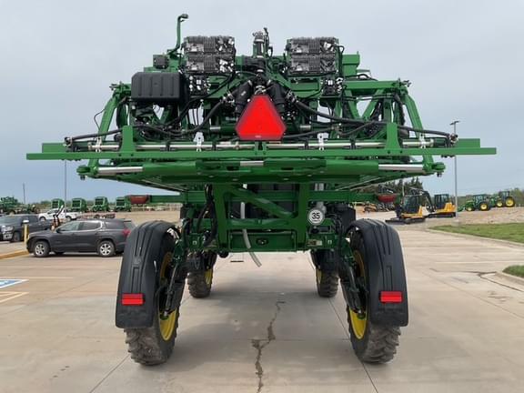 Image of John Deere 410R equipment image 4