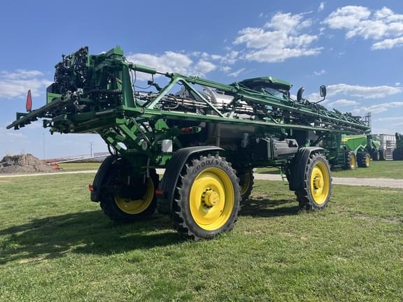 Image of John Deere 410R equipment image 2