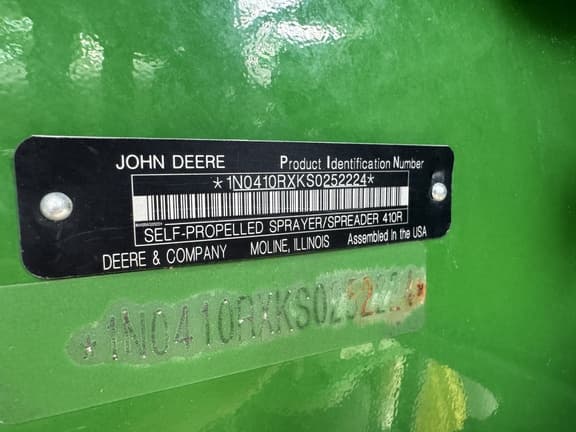 Image of John Deere 410R equipment image 2