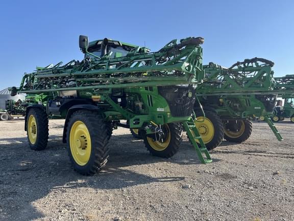 Image of John Deere 410R Primary image