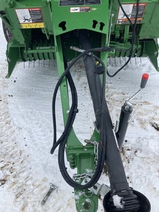 Image of John Deere 451E equipment image 4