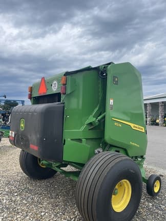 Image of John Deere 451M equipment image 3