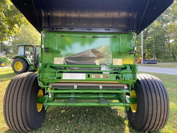Image of John Deere 451M equipment image 3
