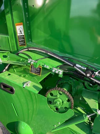 Image of John Deere 451M equipment image 4