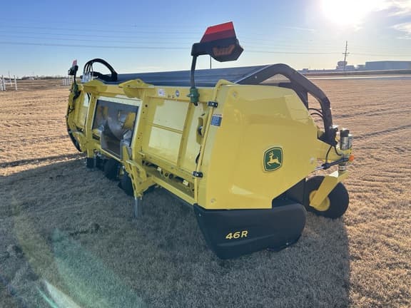 Image of John Deere 46R equipment image 2
