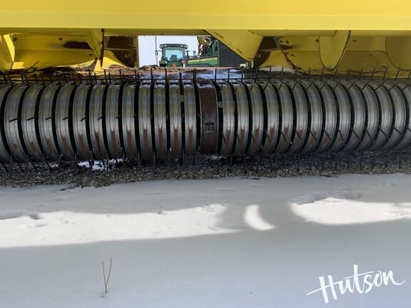 Image of John Deere 46R equipment image 4