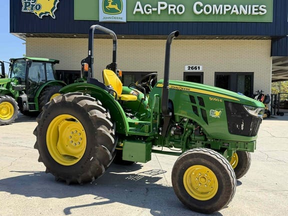 2025 John Deere 5050E Equipment Image0