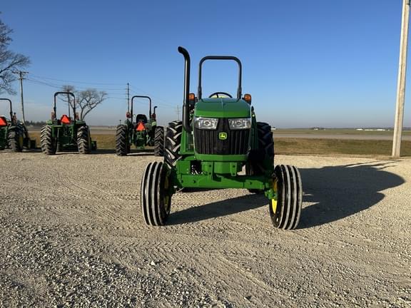 Image of John Deere 5050E equipment image 1