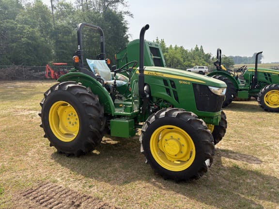 Image of John Deere 5050E Image 0