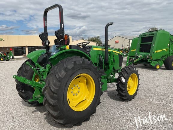 Image of John Deere 5060E equipment image 1