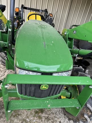 Image of John Deere 5060E equipment image 3