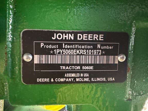 Image of John Deere 5060E equipment image 3