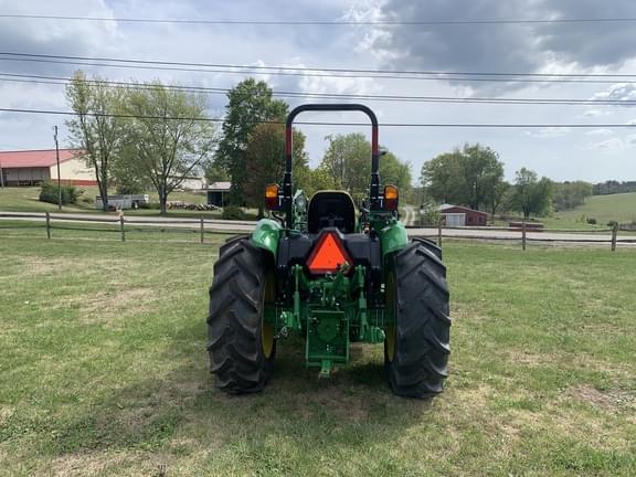 Image of John Deere 5067E equipment image 2