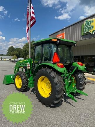 Image of John Deere 5067E equipment image 3
