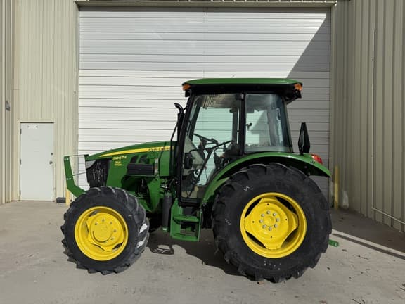 Image of John Deere 5067E equipment image 1