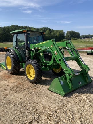 2025 John Deere 5075E Equipment Image0