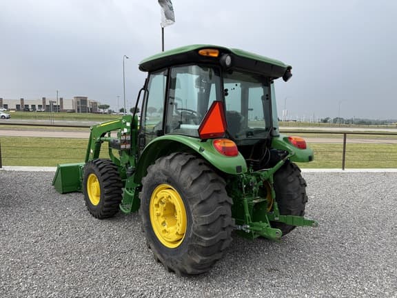Image of John Deere 5075E equipment image 4