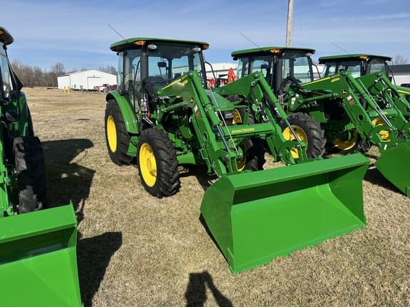 Image of John Deere 5075E equipment image 4