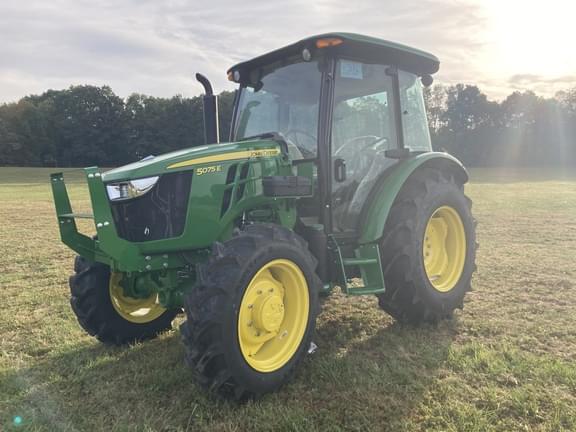 Image of John Deere 5075E equipment image 1