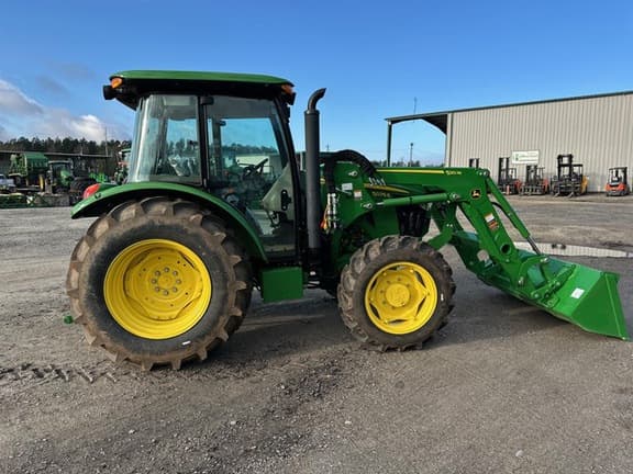 Image of John Deere 5075E equipment image 3