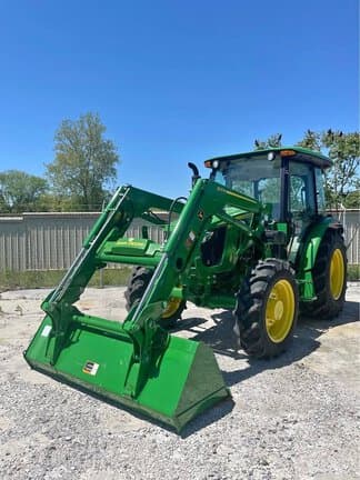 Main image John Deere 5075E