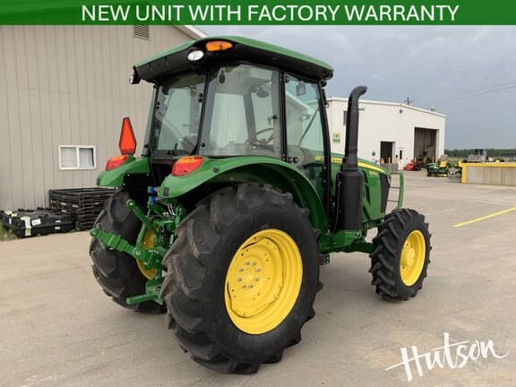 Image of John Deere 5090E equipment image 3