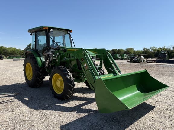 Image of John Deere 5090E equipment image 4