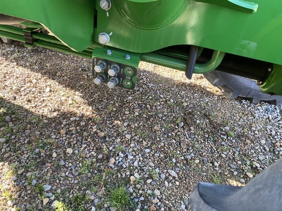 Image of John Deere 5100E equipment image 4