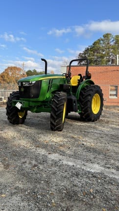 2025 John Deere 5105M Equipment Image0
