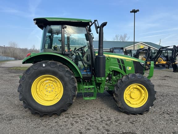 Image of John Deere 5105M equipment image 4