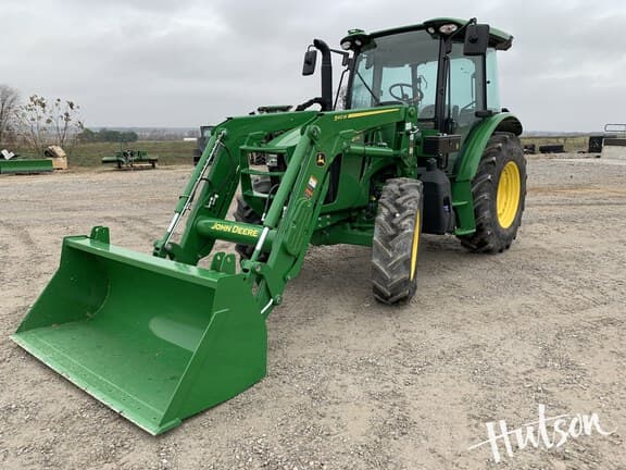 Image of John Deere 5120M equipment image 1