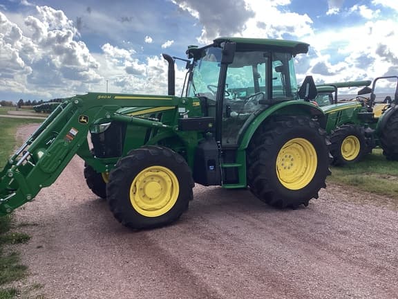 Image of John Deere 5120M equipment image 2