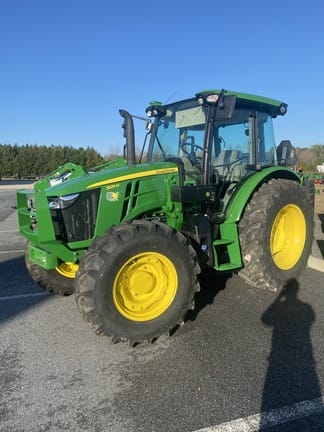 2025 John Deere 5125M Equipment Image0