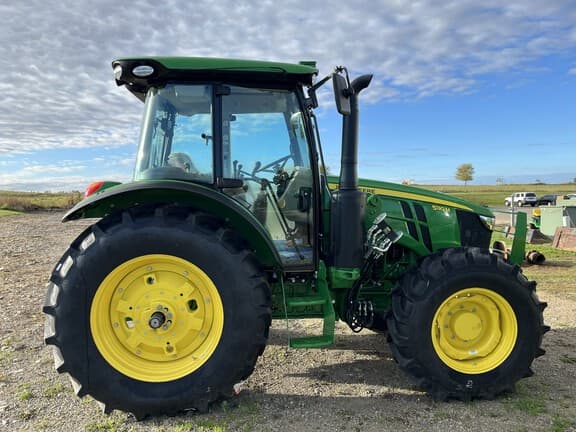 Image of John Deere 5130M Primary image