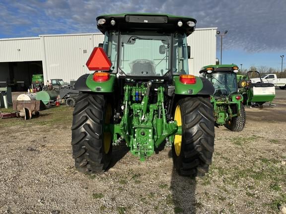 Image of John Deere 5130M equipment image 3