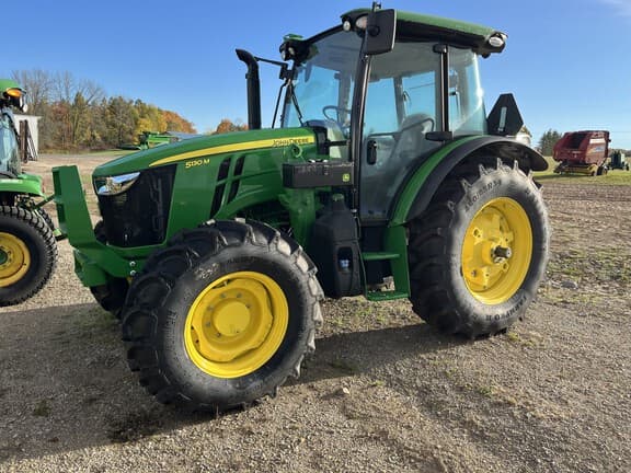 Image of John Deere 5130M equipment image 1