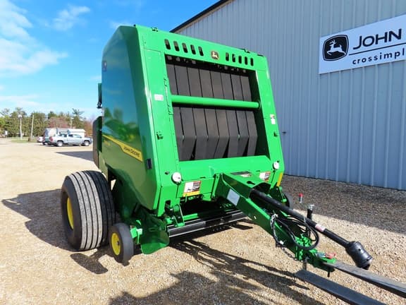 Image of John Deere 561M equipment image 1