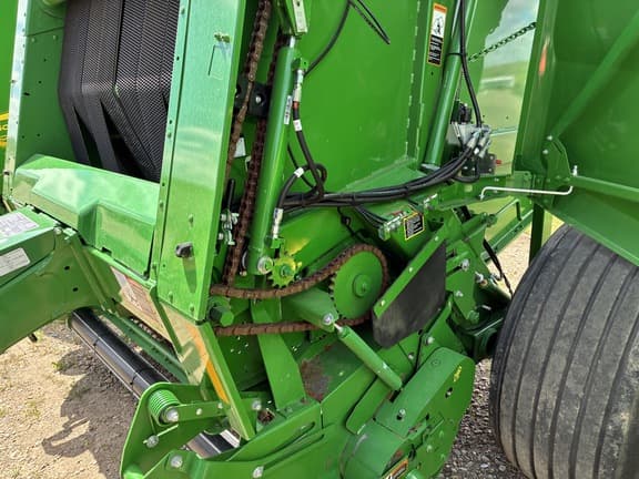 Image of John Deere 561M equipment image 1