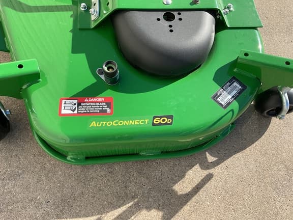 Image of John Deere 60D equipment image 3