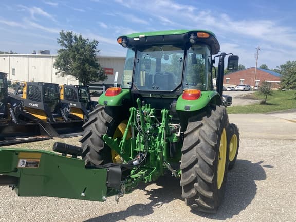 Image of John Deere 6105E equipment image 3