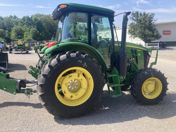 Image of John Deere 6105E equipment image 2