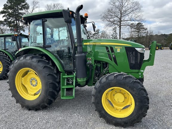 2025 John Deere 6105E Equipment Image0