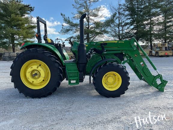 Image of John Deere 6110M equipment image 4