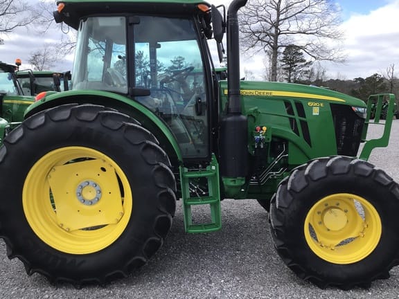 2025 John Deere 6120E Equipment Image0