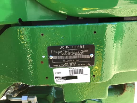 Image of John Deere 6120E equipment image 1