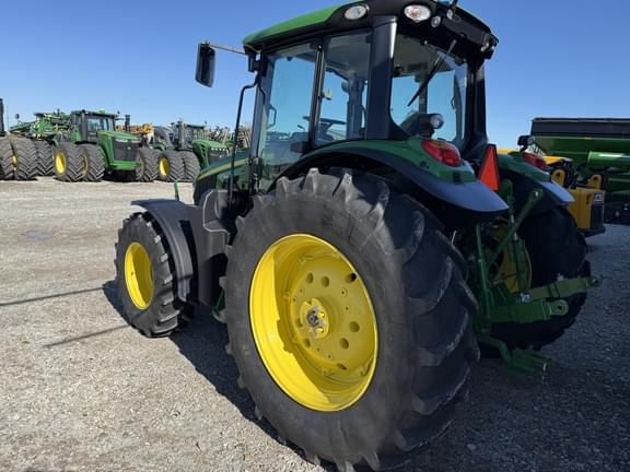 Image of John Deere 6120M equipment image 4